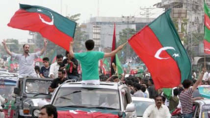   Pakistán votó para escoger su Parlamento 