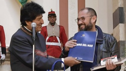   Evo Morales se reunió con chileno despedido de colegio por 