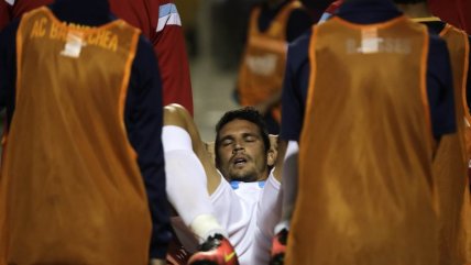   Por lesión, Mark González duró pocos minutos en cancha en empate entre Barnechea y Magallanes 