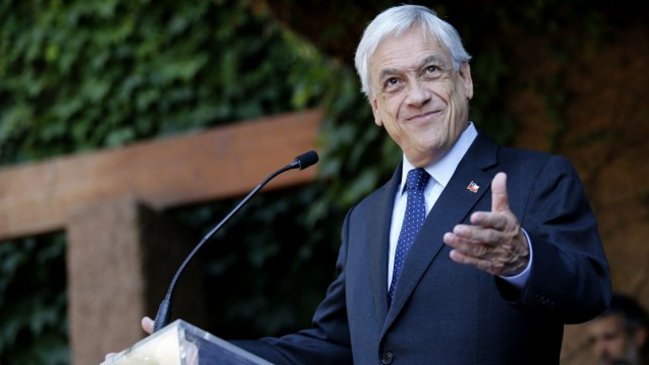  El error de Piñera en Twitter que Teletón le corrigió  