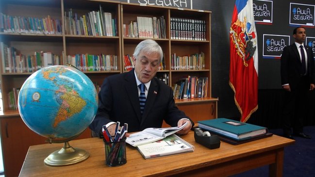  Piñera se confundió con palabra en pleno discurso  
