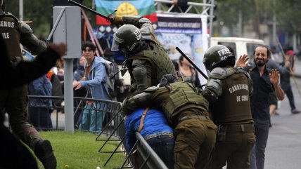  Con incidentes terminó protesta mapuche en Santiago  