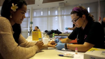   Universidad de Chile realiza charlas y testeos de VIH en Rapa Nui 
