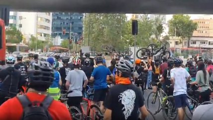 Cientos de ciclistas protestaron en Providencia por aumento de muertes en accidentes viales    Cientos de ciclistas protestaron en Providencia por aumento de muertes en accidentes viales