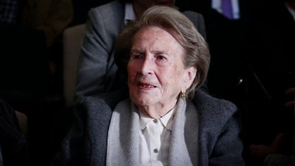   A los 102 años murió Leonor Oyarzún, viuda del ex Presidente Patricio Aylwin 