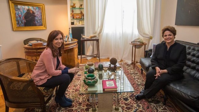 Dilma Rousseff: Cristina Fernández es víctima de un acto brutal de persecución política Dilma Rousseff: Cristina Fernández es víctima de un acto brutal de persecución política