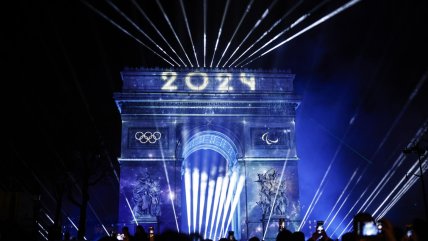 Año Nuevo en Francia: 380 personas detenidas y 745 vehículos incendiados Año Nuevo en Francia: 380 personas detenidas y 745 vehículos incendiados