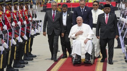 Detenidos siete terroristas que planeaban atacar al papa con arcos y flechas Detenidos siete terroristas que planeaban atacar al papa con arcos y flechas