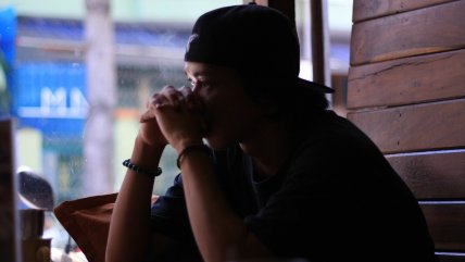 Creciendo Juntos: ¿Cómo manejar la depresión en niñas, niños y adolescentes? Creciendo Juntos: ¿Cómo manejar la depresión en niñas, niños y adolescentes?
