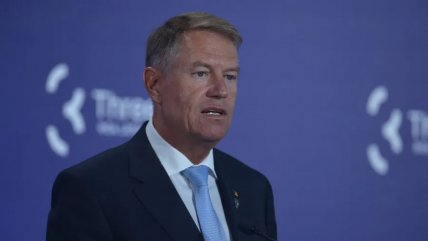 Dimitió el presidente de Rumania antes de las elecciones de mayo Dimitió el presidente de Rumania antes de las elecciones de mayo