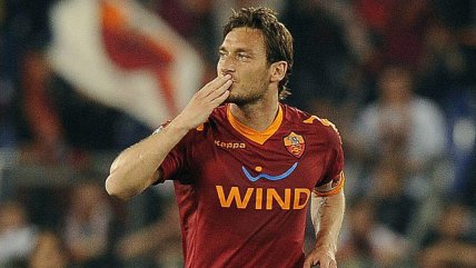   Francesco Totti quedó en el centro de la polémica por un viaje a Moscú 