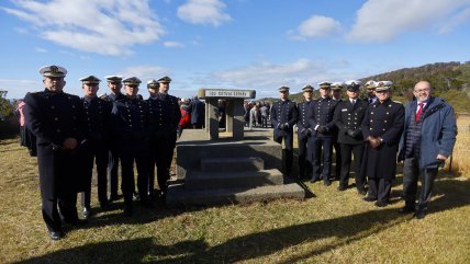   Magallanes: Delegación del Juan Sebastián Elcano visitó el Puerto del Hambre 