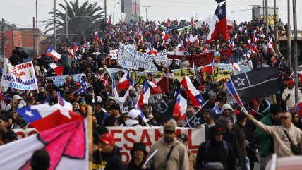  Pescadores protestan en frontis del Congreso  