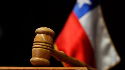  Oficiales de Ejército que quemaron archivos de la CNI fueron condenados a libertad vigilada  