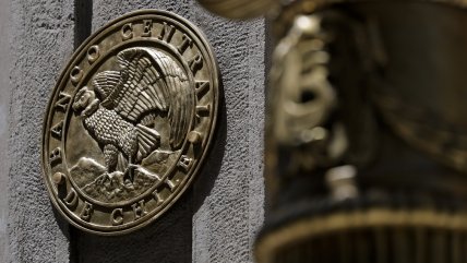   Imacec cayó 0,1% en febrero, afectado por el apagón masivo 