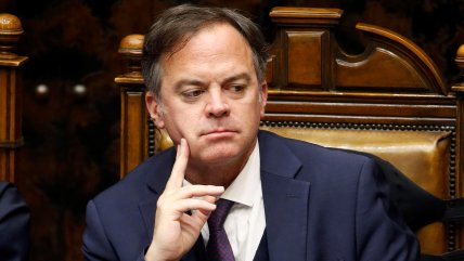  Senador Walker: Las barras bravas son una expresión del crimen organizado  