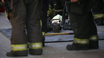   Violento incendio consumió completamente al Liceo Hornopirén de Hualaihué 