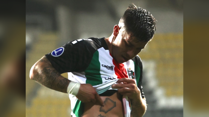   [VIDEO] Jonathan Benítez adelantó a Palestino contra Cruzeiro en la Sudamericana 
