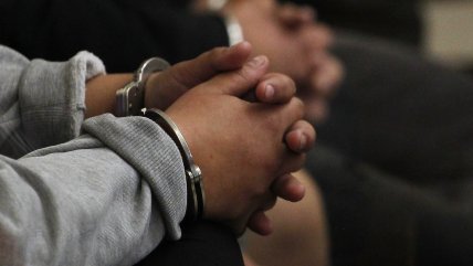   Dos sospechosos quedaron en prisión por millonario asalto a banco en San Antonio 