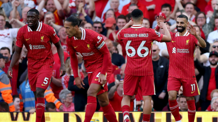   Liverpool se consagró campeón de la Premier League tras golear a Tottenham 