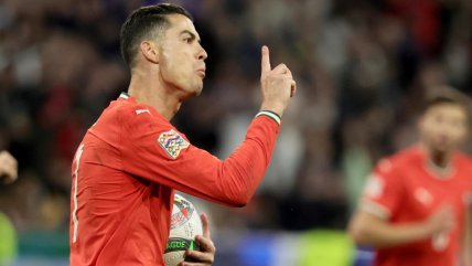   [VIDEO] Cristiano Ronaldo puso el 2-2 entre Portugal y España 