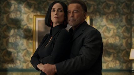   Arnold Schwarzenegger y Carrie-Anne Moss son un dúo 