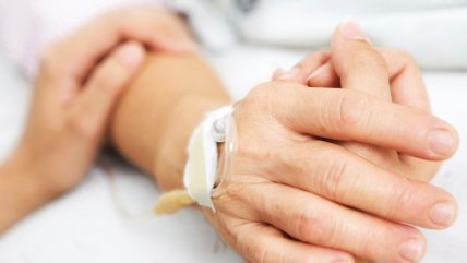  Filósofo y debate por eutanasia: Es una muerte por benevolencia, beneficia al paciente  