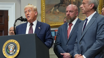   Triple H se integró al Consejo Presidencial de Deportes de Trump 
