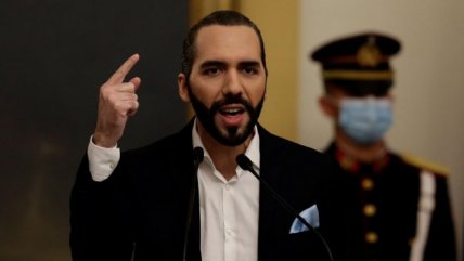   El Salvador se suma a países autoritarios al reformar Constitución, según director de ONG 