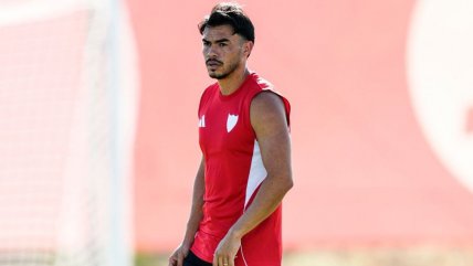   Empieza en una semana: Sevilla aún no inscribe a Gabriel Suazo para la liga española 