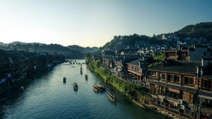   China transforma su riqueza natural en desarrollo sostenible 