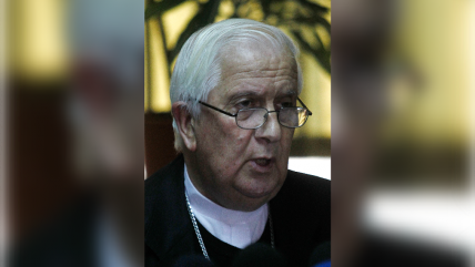   Obispo emérito de Rancagua Alejandro Goic fue internado de urgencia 