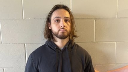   Arrestan a un hombre por el incendio en California que dejó 12 muertos 