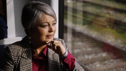   Biógrafa de Jeannette Jara sobre el suicidio de su marido: 