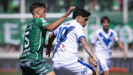   Vélez contó con Diego Valdés y Claudio Baeza en la victoria sobre Sarmiento de Iván Morales 