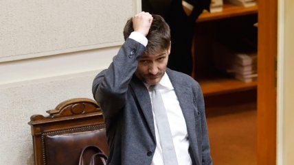   Oposición mantiene ofensiva y confirma AC contra el exministro Pardow 