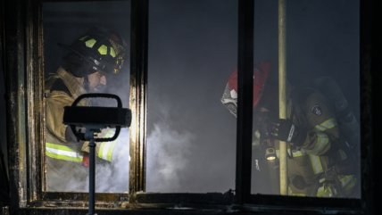   Incendio en subterráneo obligó a evacuar edificio en Ñuñoa 