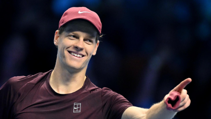   ATP Finals: Sinner doblegó a Auger-Aliassime que presentó problemas físicos 