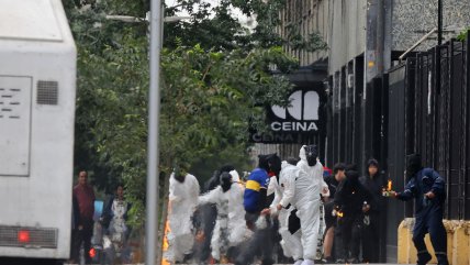   El estremecedor relato de las profesoras agredidas y rociadas con bencinas en el Instituto Nacional 