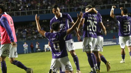   [VIDEO] Ariel Cáceres abrió la cuenta para Concepción ante Cobreloa y desató euforia en Collao 