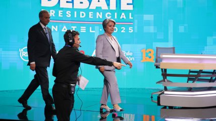   Observador internacional calificó debate Jara-Kast como 