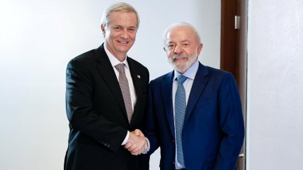  Kast se reunió con Lula y prometió 