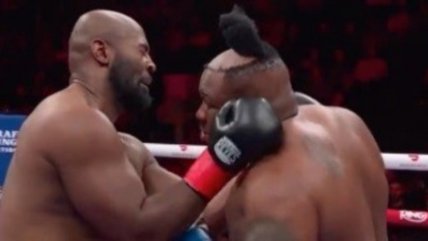   [VIDEO] ¡Insólito! Boxeador perdió la peluca en pleno combate 