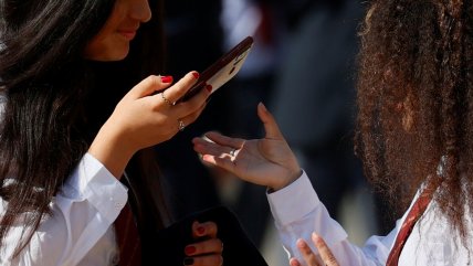   Menores y uso de redes sociales: ¿Prohibir o regular? 