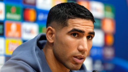   Hakimi entró en la nómina de PSG para la Champions tras su citación a juicio por violación 