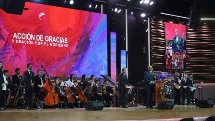   Kast asistió a Servicio de Acción de Gracias y Oración por el Gobierno 