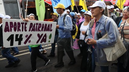   Paraguay aprobó reforma de pensiones públicas que eleva aportes pese a protestas 