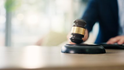   Tribunal pone fin a pensión solicitada por padre: Hijo tenía 27 años y no estudiaba 