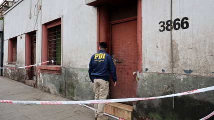   Hombre murió de un balazo en la cabeza al interior de su vehículo en La Granja 