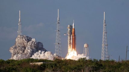  Tripulación de Artemis II solucionó problema con el inodoro de la nave  